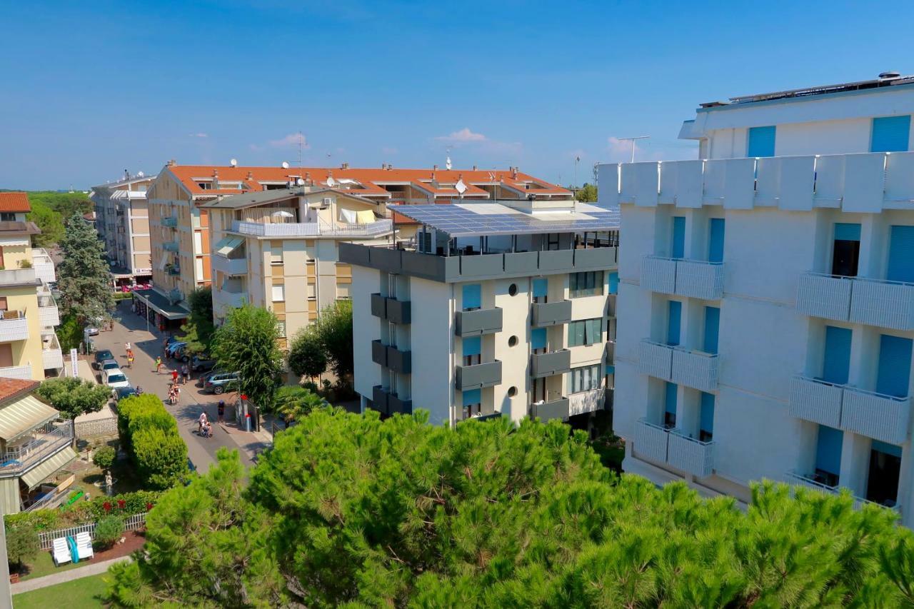 Grazioso Appartamento N 66 A Bibione A 100 Mt Dal Mare Buitenkant foto